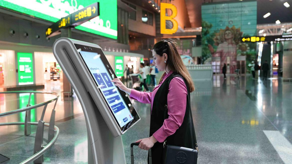 Passenger Information Terminals for Airports and High-Speed Railway Stations Passenger Information Terminals for Airports and High-Speed Railway Stations